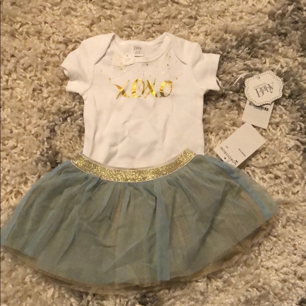 NWT Nordstrom baby 2 piece set onesie with skirt